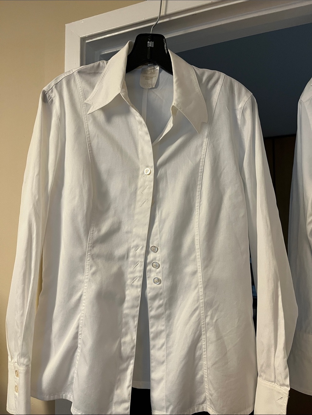 Escada White Long-Sleeve Dress Shirt, set of 2 whites, size 6 USA , cotton - Picture 3 of 17